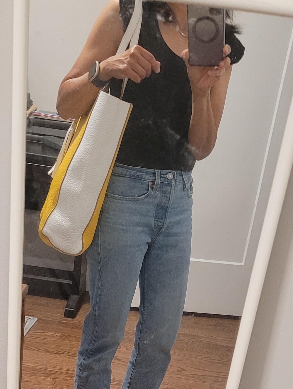 NWOT Roots French leather tote, Yellow/white - Picture 6 of 10